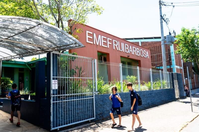 Rui Barbosa é a maior escola de Campo Bom e está entre as seis escolas de excelência no RS 1 Rui Barbosa é a maior escola de Campo Bom e está entre as seis escolas de excelência no RS