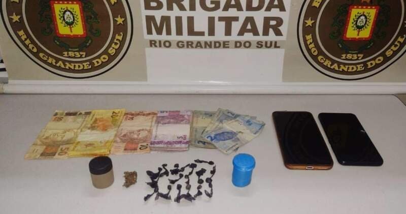 Brigada Militar prende por tráfico de drogas em Campo Bom 1 Brigada Militar prende por tráfico de drogas em Campo Bom