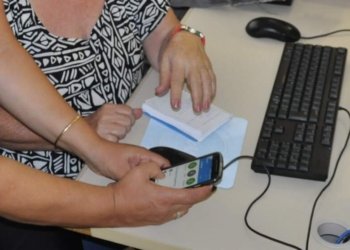 Faccat oferece aulas de Informática para terceira idade