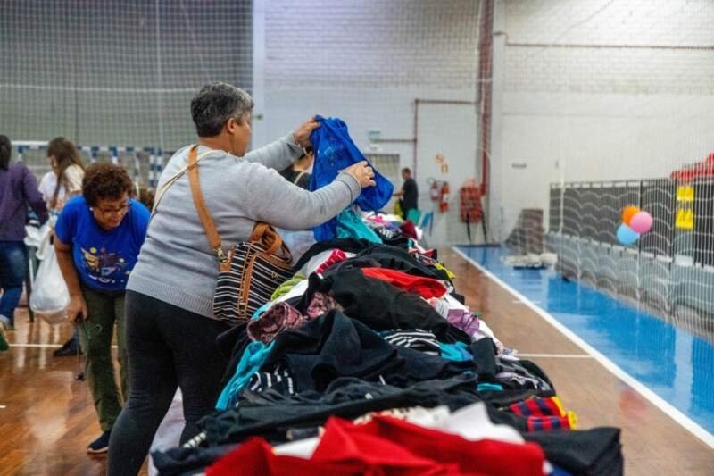 Campo Bom Solidário tem 10 mil peças de roupas para doação neste domingo 1 Campo Bom Solidário tem 10 mil peças de roupas para doação neste domingo
