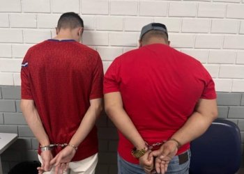 Dupla é presa por crime de tráfico de drogas 3 Dupla é presa por crime de tráfico de drogas