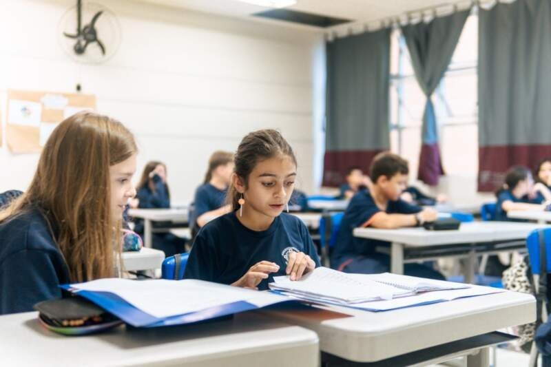 Começam as aulas de Inglês no contraturno escolar 1 Começam as aulas de Inglês no contraturno escolar