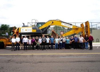 Campo Bom recebe três máquinas agrícolas da Secretaria Estadual da Agricultura
