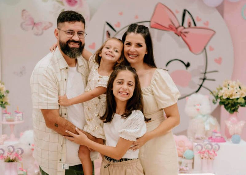 Conheça a história da menina que tem duas mães e um pai na certidão de nascimento 1 Conheça a história da menina que tem duas mães e um pai na certidão de nascimento