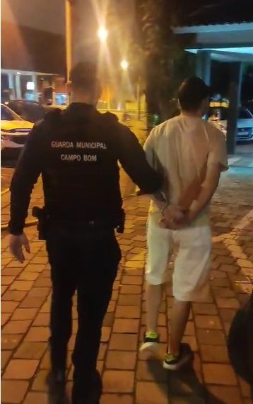 Homem é preso por embriaguez ao volante