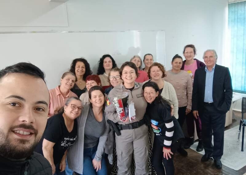 Brigada Militar de Campo Bom realiza palestra na EEEF João Blos 1 Brigada Militar de Campo Bom realiza palestra na EEEF João Blos