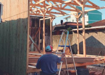 Com dinheiro do pix solidário Campo Bom está reconstruindo casas destruídas pela enchente