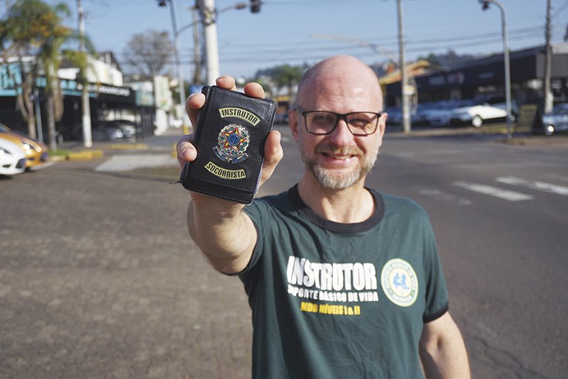 "Perdi meu cinto, mas salvei uma vida" 1 “Perdi meu cinto, mas salvei uma vida”