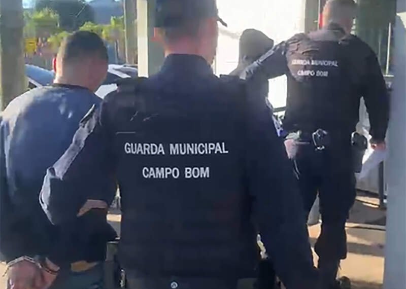 Guarda Municipal prende dupla por tráfico de drogas 1 Guarda Municipal prende dupla por tráfico de drogas