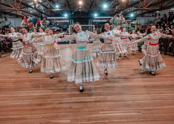 CTG Palanques da Tradição é campeão do Sarau de Arte Gaúcha na categoria mirim