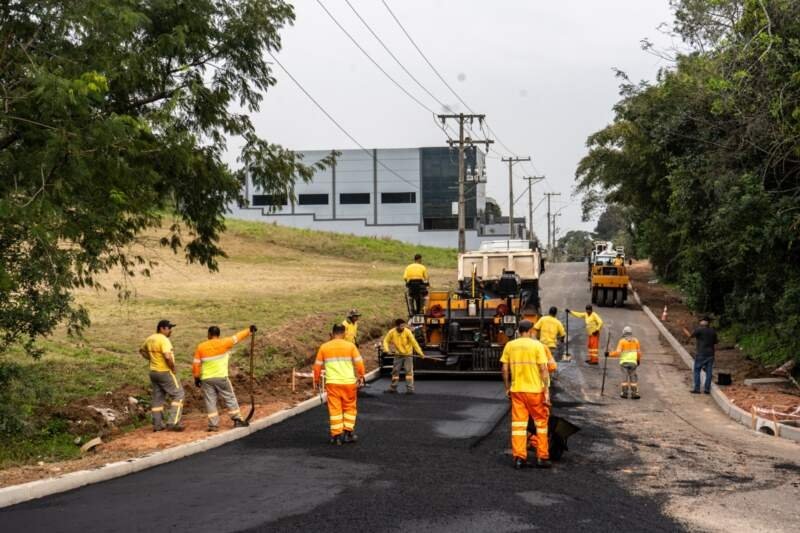 Pacote de pavimentação de 14 ruas está em execução em Campo Bom