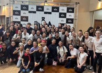 Escola de Arte-Educação conquista três medalhas no Festival de Dança MUV