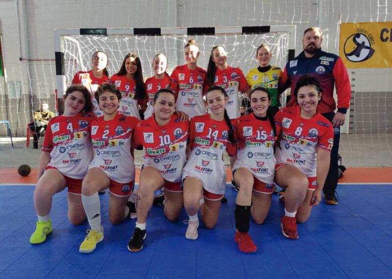 AECB é campeã da Copa Capão de Handebol