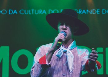 João Vitor Micuim vence a 3ª Moendinha da Canção