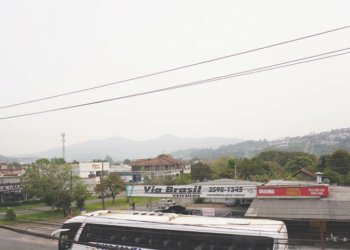 Secretaria da Saúde reforça orientações em áreas com fumaça causada por queimadas