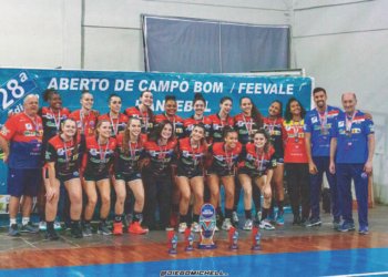 AECB e HandUFSM são os campeões da 28ª edição do Aberto de Handebol de Campo Bom 2 AECB e HandUFSM são os campeões da 28ª edição do Aberto de Handebol de Campo Bom