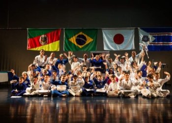 Programa Acolher troca faixas de mais de 100 alunos do Judô 3 Programa Acolher troca faixas de mais de 100 alunos do Judô