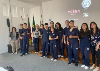 Alunos da EMEF CEI vencem Startup Teense participam de fórum de empreendedores