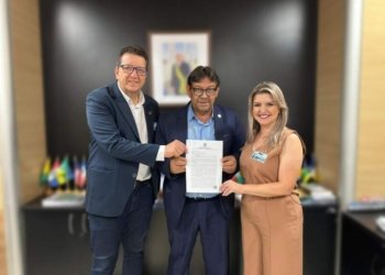 Luciano Orsi e Gênifer Engers buscam recursos para Campo Bom em Brasília