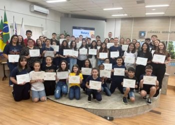 Rotary faz projetos que valorizam a educação e o companheirismo