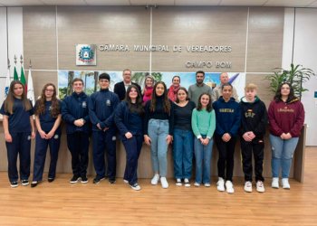 Parlamento Mirim realiza sessão ordinária 10 Parlamento Mirim realiza sessão ordinária