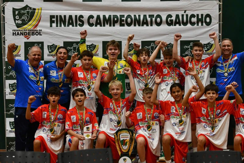 AECB é campeã do Estadual com times mirim e adulto masculinos 1 AECB é campeã do Estadual com times mirim e adulto masculinos