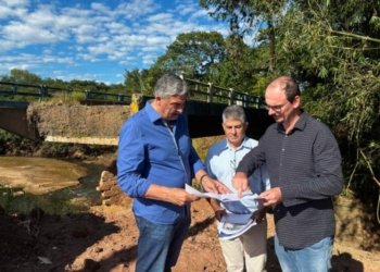 Iniciam as obras de reconstrução da ponte no bairro 25 de Julho 1 Iniciam as obras de reconstrução da ponte no bairro 25 de Julho