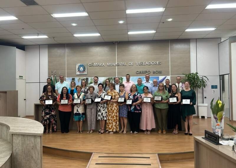 Câmara de Vereadores homenageia mulheres na sessão “Elas Fazem História” 1 Câmara de Vereadores homenageia mulheres na sessão “Elas Fazem História”