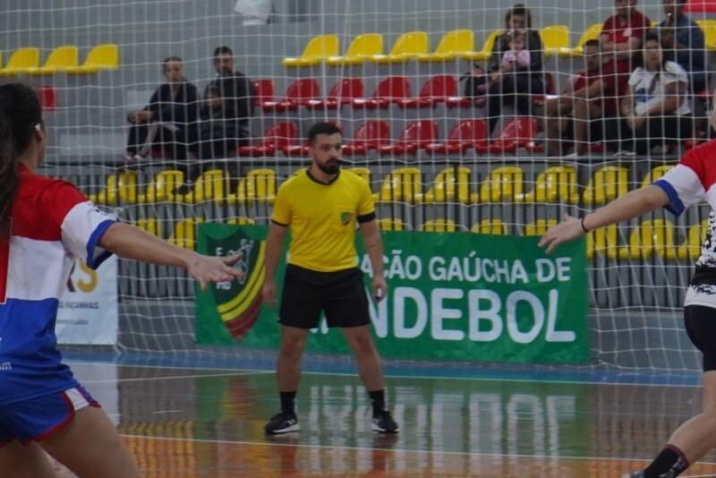 Campo Bom sedia curso de arbitragem e Festival de Mini-handebol neste fim de semana 1 Campo Bom sedia curso de arbitragem e Festival de Mini-handebol neste fim de semana