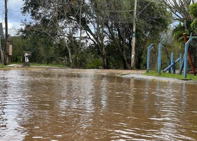 Rio dos Sinos estabilizou e mede 7,32m na manhã deste sábado, 21 1 Rio dos Sinos estabilizou e mede 7,32m na manhã deste sábado, 21