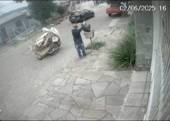 Câmeras flagram gesto de cidadania de reciclador no bairro Imigrante Norte