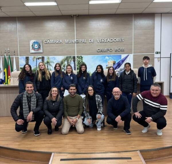 Vereadores mirins serão diplomados e realizam primeira sessão na quarta, 02 1 Vereadores mirins serão diplomados e realizam primeira sessão na quarta, 02