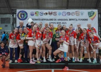 AECB conquista o título do Brasileiro de Handebol Infantil Feminino