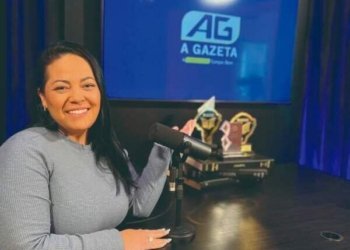 AG 39 anos: Conheça a host do AG CAST