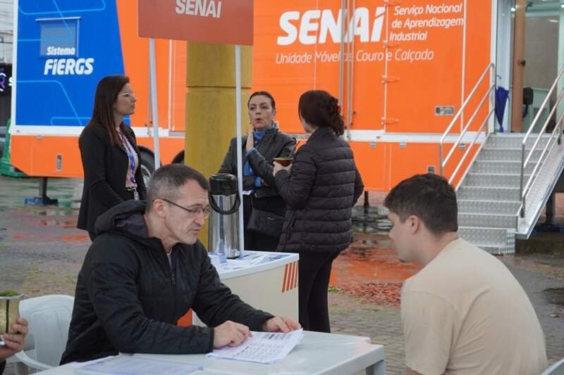 Inscrições para o Qualifica Campo Bom seguem até esta quinta-feira no Largo 1 Inscrições para o Qualifica Campo Bom seguem até esta quinta-feira no Largo