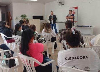Cuidadores de idosos concluem capacitação de primeiros socorros 8 Cuidadores de idosos concluem capacitação de primeiros socorros