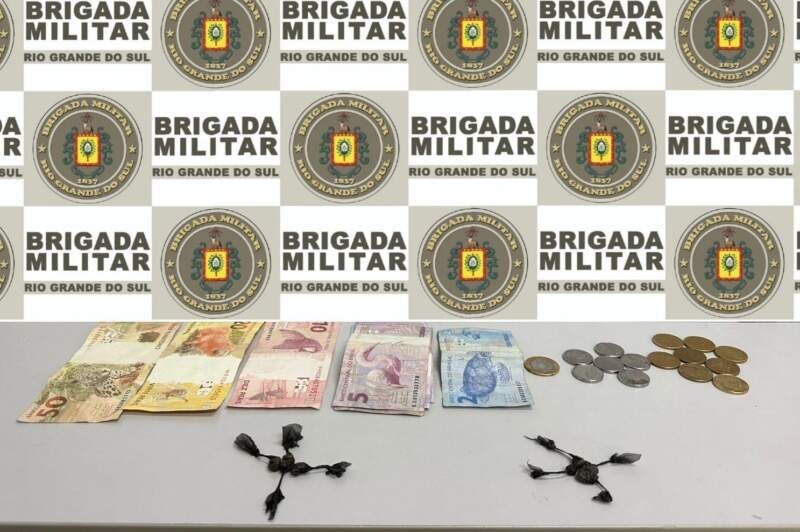 BM prende homem com pedras de crack em Campo Bom