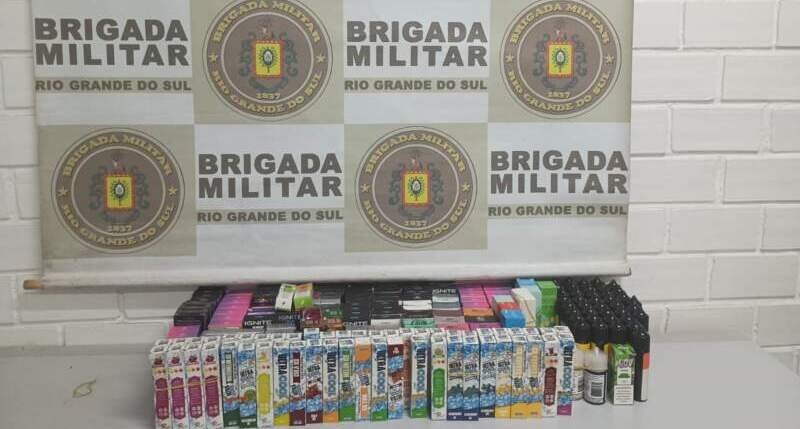 Fiscalização apreende mais de 180 cigarros eletrônicos em tabacaria de Campo Bom 1 Fiscalização apreende mais de 180 cigarros eletrônicos em tabacaria de Campo Bom
