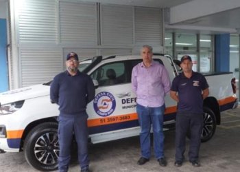 Defesa Civil de Campo Bom recebe nova camioneta para reforçar atendimentos 5 Defesa Civil de Campo Bom recebe nova camioneta para reforçar atendimentos