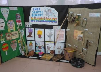 Escolas municipais expõem produções sobre a cultura afro-brasileira e indígena na Mostra da Diversidade 2 Escolas municipais expõem produções sobre a cultura afro-brasileira e indígena na Mostra da Diversidade