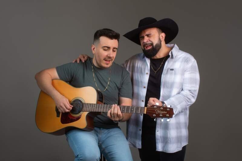 Patrick e Gabriel levam o nome de Campo Bom ao berço do sertanejo em Modão de Buteco 2.0