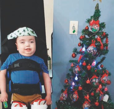 Família de Emanuel promove rifa solidária para aquisição de aparelho respiratório