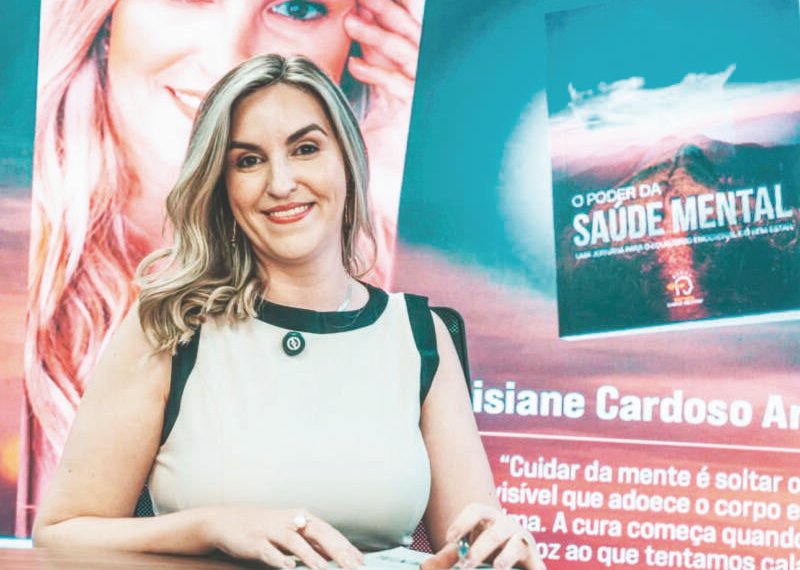 Psicóloga campo-bonense Lisiane Arnhold participa de livro nacional sobre saúde mental e assina capítulo sobre ansiedade