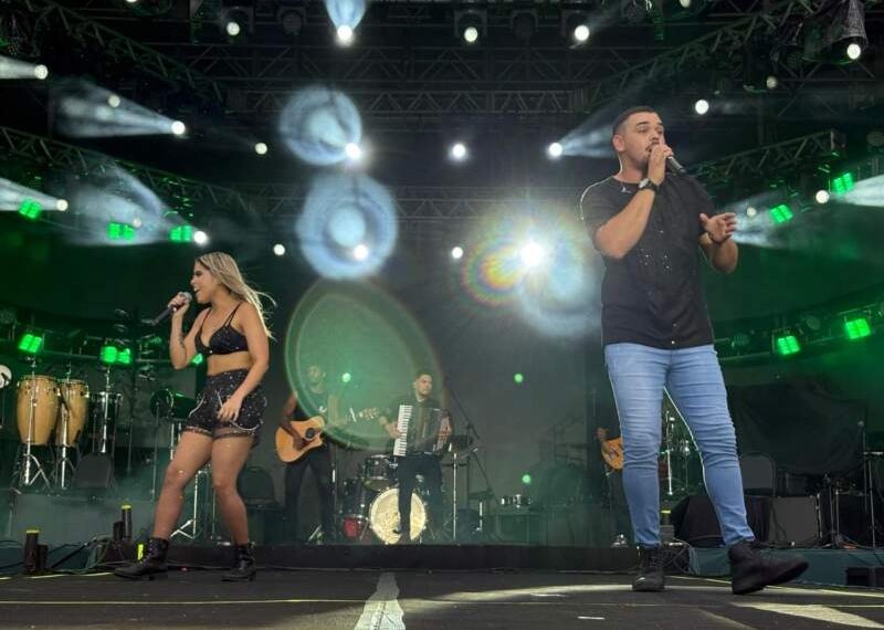 Unidos pela música e pelo amor, Bia Medeiros e Cristiano transformam vida em canção 1 Unidos pela música e pelo amor, Bia Medeiros e Cristiano transformam vida em canção