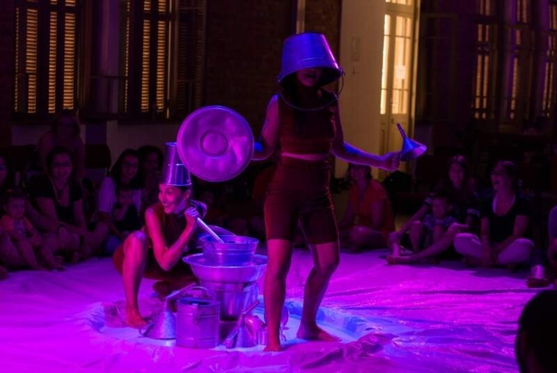 Arte e sensibilidade para os primeiros anos com o espetáculo “Chuá – Descobertas na Água” 1 Arte e sensibilidade para os primeiros anos com o espetáculo “Chuá – Descobertas na Água”