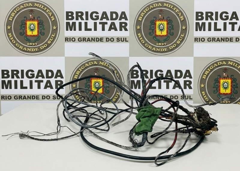 Brigada Militar prende homem por furto de fios na Verallia