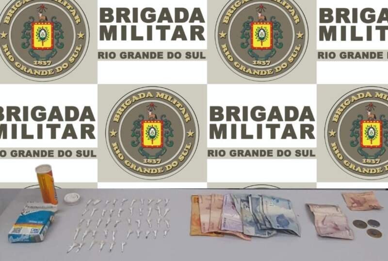 Dupla é presa por tráfico de drogas no bairro Barrinha 1 Dupla é presa por tráfico de drogas no bairro Barrinha