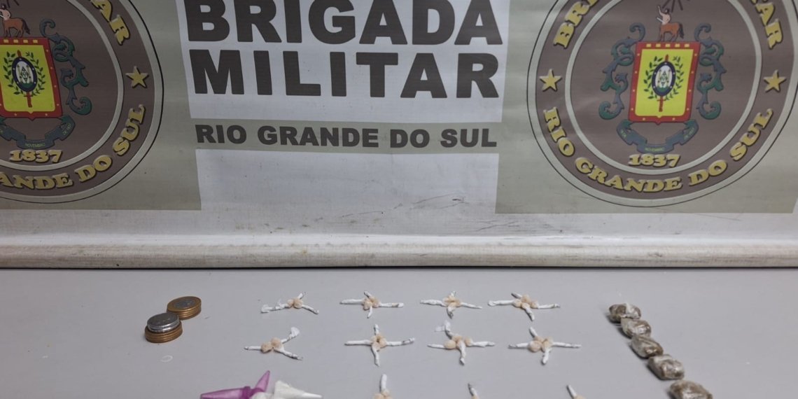 Mulher é presa por tráfico de drogas no bairro Barrinha