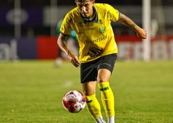 Campo-bonense Nicolas Schulz é destaque do Ypiranga na disputa do Gauchão 2026