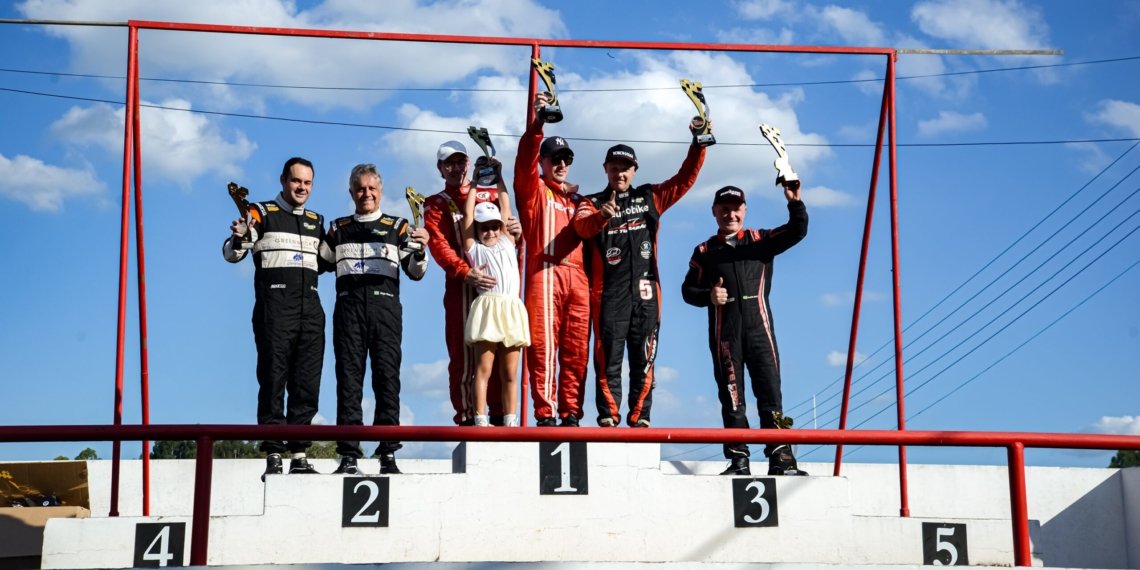 MC Tubarão estreia com duas vitórias na abertura do Gaúcho de Endurance